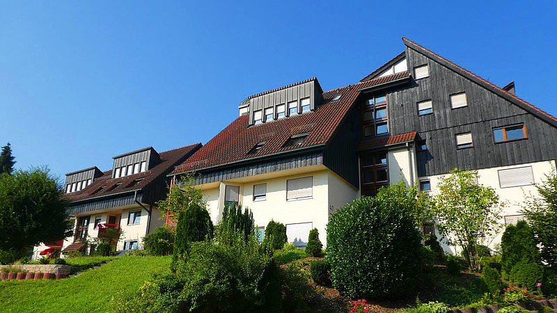 Fassadensanierung an einem Mehrfamilienhaus in Reichenbach/Esslingen