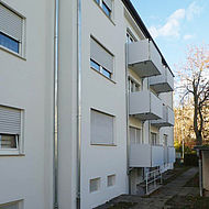 Fassadenarbeiten und Betonsanierung in Ludwigsburg: Bild der Häuserfassasde in der Eichendorffstraße