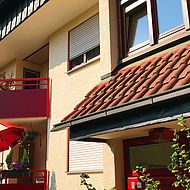 Fassadensanierung und Fassadenanstrich vom Stuttgarter Meisterbetrieb für ein Mehrfamilienhaus in Esslingen